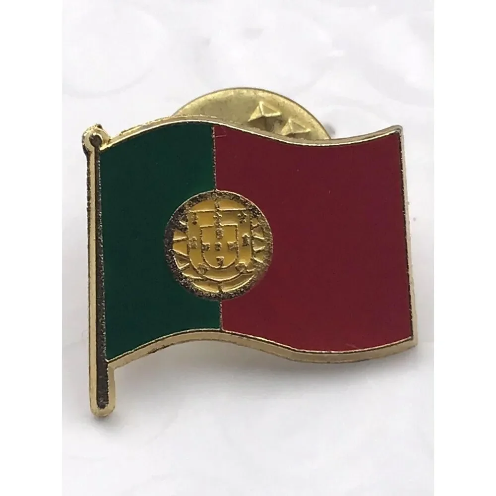 Portugal Flag Lapel Pin Brooch Gold Tone Enamel Vintage Portuguese Souvenir